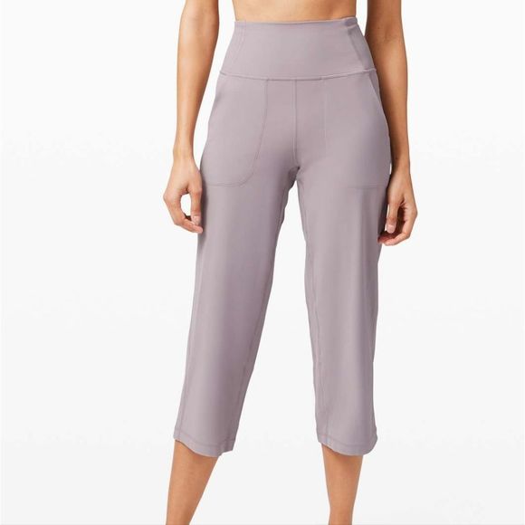 lululemon athletica Pants - Lululemon Align Wide Leg Crop Violet Verbena size 8 in EUC